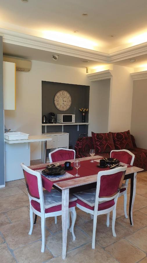 Apartmani N.May'S Karlovac Esterno foto