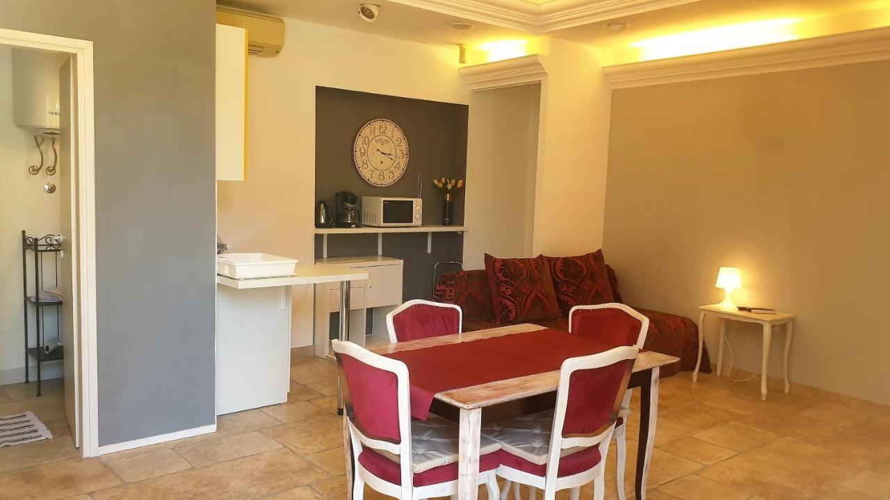 Apartmani N.May'S Karlovac Esterno foto