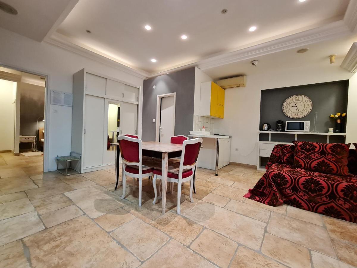 Apartmani N.May'S Karlovac Esterno foto