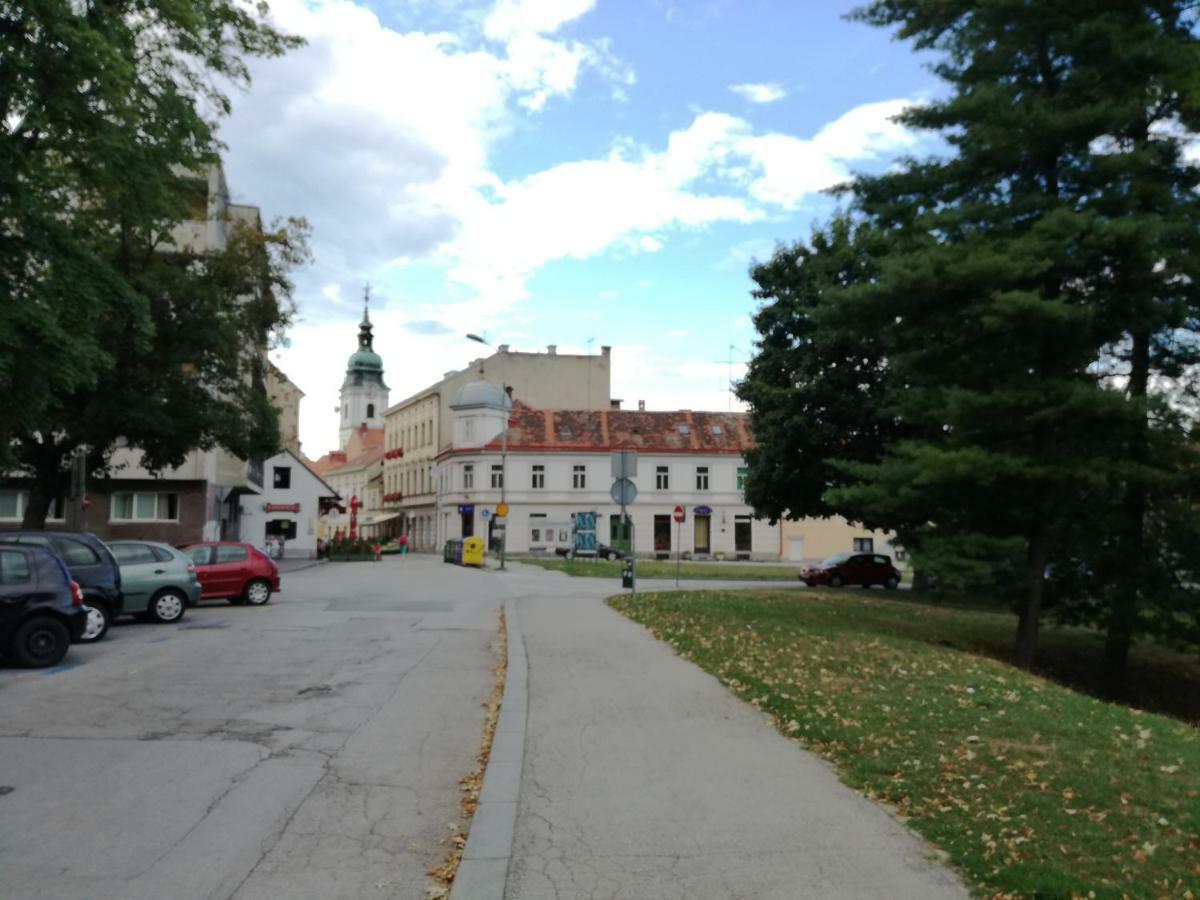 Apartmani N.May'S Karlovac Esterno foto